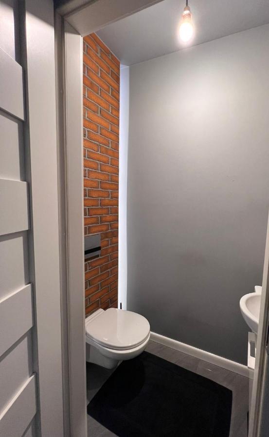 Dom Dabrowka Poznan Apartment Paledzie Luaran gambar